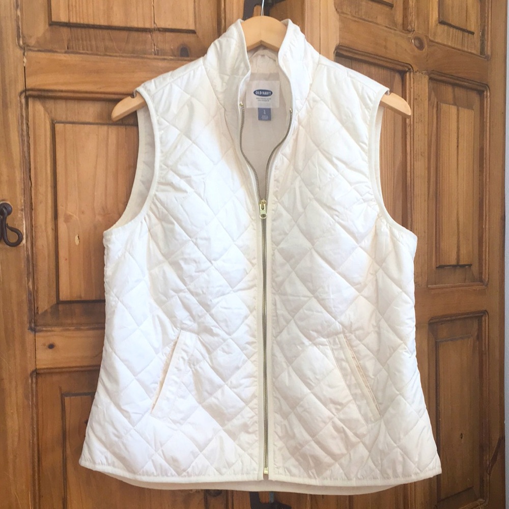 Cream/ivory quilted vest